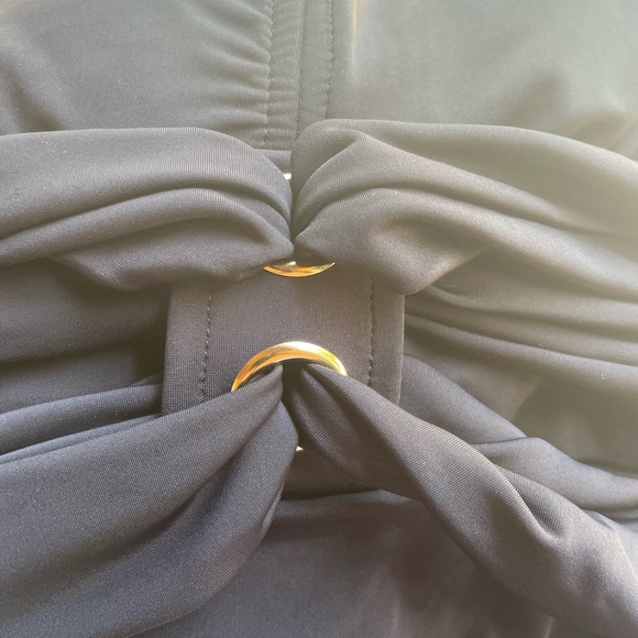 BEAUTIFUL ONE PIECE - Picture 6 of 6